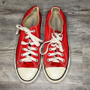 Red converse